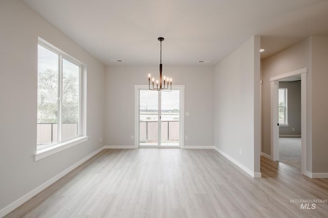 2940 N Schimigadoon Way, Eagle, ID 83616