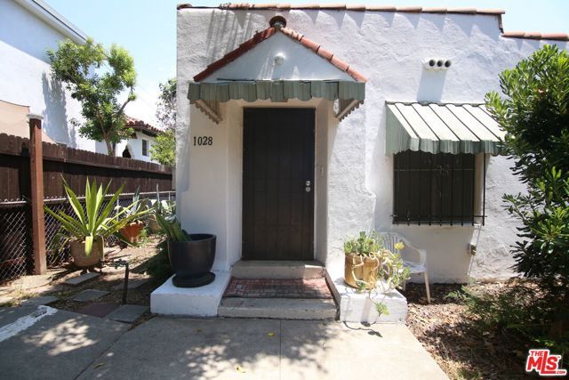 1028 N Hayworth Avenue, West Hollywood, CA 90046