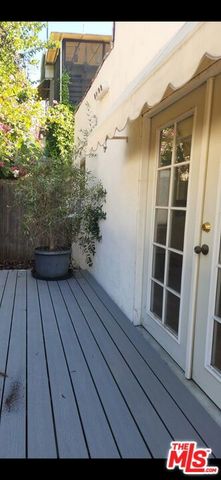 1028 N Hayworth Avenue, West Hollywood, CA 90046