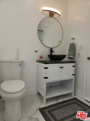 1028 N Hayworth Avenue, West Hollywood, CA 90046
