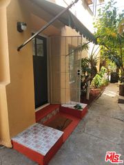 1028 N Hayworth Avenue, West Hollywood, CA 90046