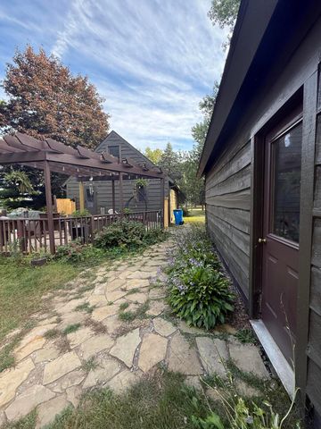 14750 Hilltop Drive, Cement City, MI 49233