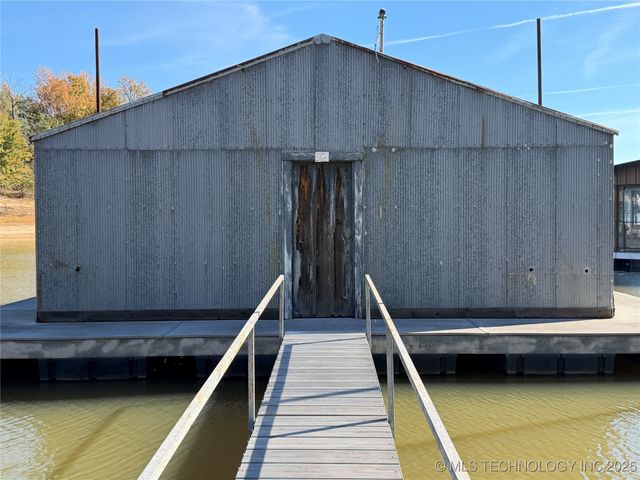 425671 E 1168 Road, Eufaula, OK 74432