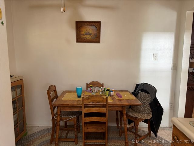 425671 E 1168 Road, Eufaula, OK 74432