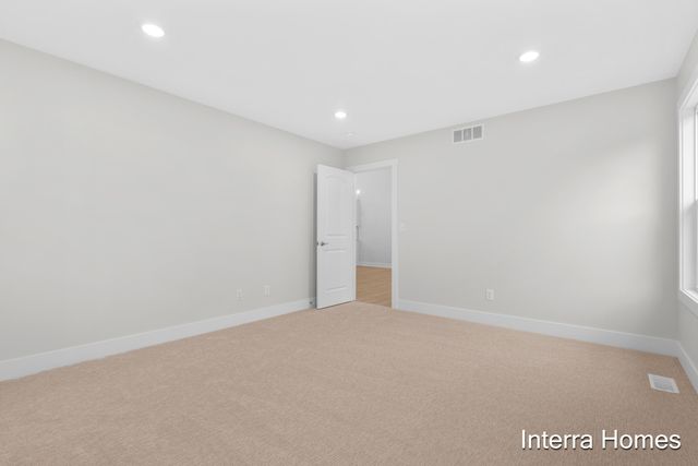 1573 N Village Circle, Kalamazoo, MI 49009