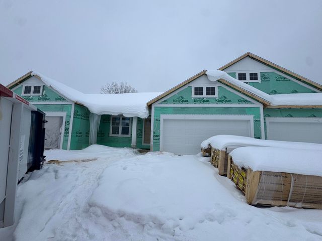 1573 N Village Circle, Kalamazoo, MI 49009