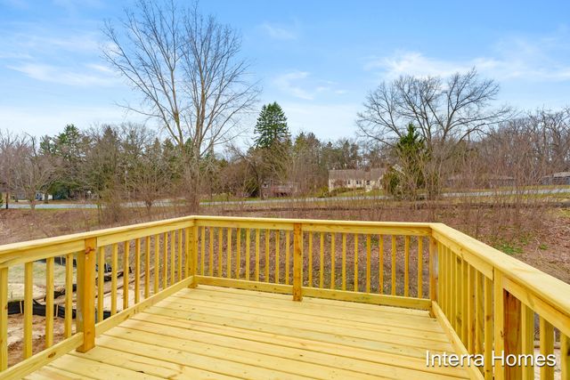 1573 N Village Circle, Kalamazoo, MI 49009