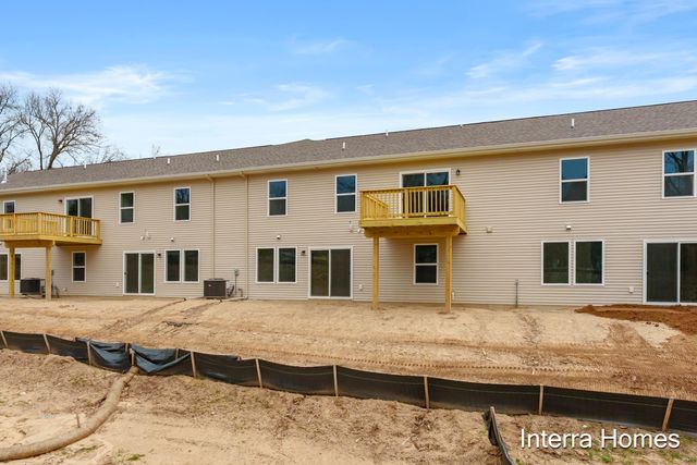 1573 N Village Circle, Kalamazoo, MI 49009