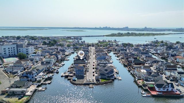 39 W 11th Road, Broad Channel, NY 11693