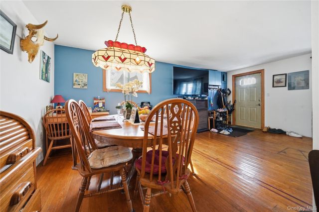 39 W 11th Road, Broad Channel, NY 11693
