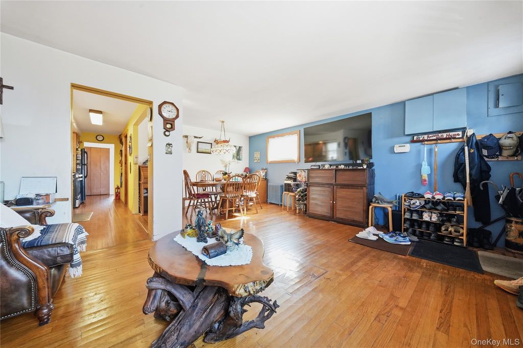 39 W 11th Road, Broad Channel, NY 11693 — photo 4