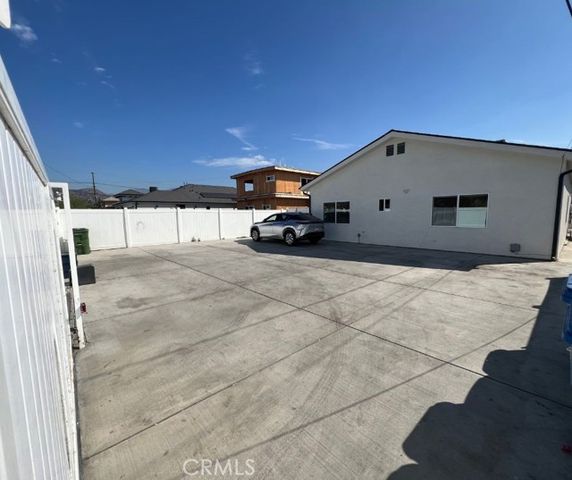 10888 Dora, Sun Valley (los Angeles), CA 91352
