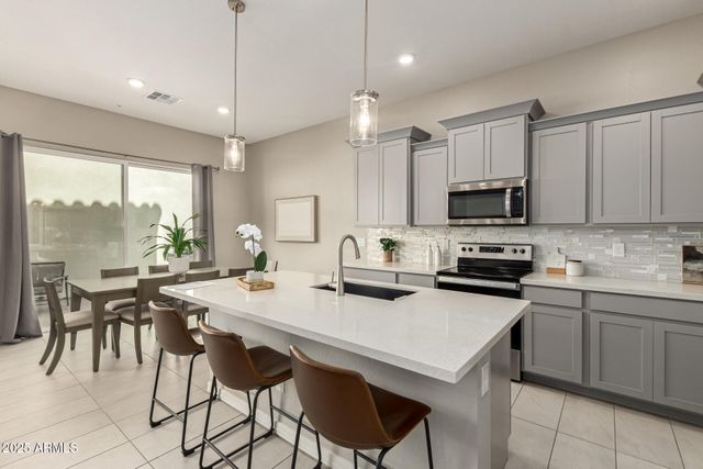 1535 E DUBLIN Street, Gilbert, AZ 85295