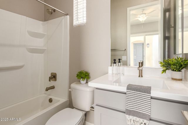 1535 E DUBLIN Street, Gilbert, AZ 85295