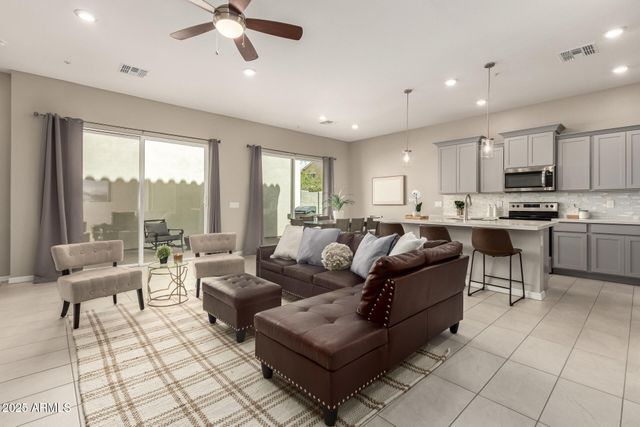 1535 E DUBLIN Street, Gilbert, AZ 85295