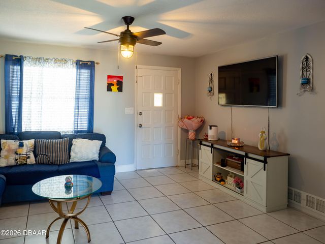 1519 Tuscaloosa Avenue, Holly Hill, FL 32117