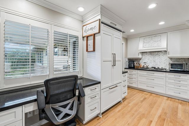 4921 Brightwood Ct, Carmichael, CA 95608