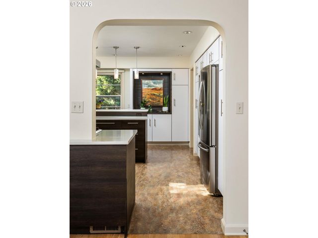 1021 Sw STEPHENSON Ct, Portland, OR 97219