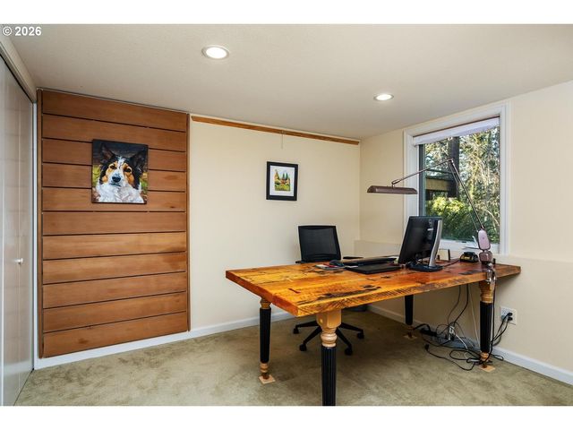 1021 Sw STEPHENSON Ct, Portland, OR 97219