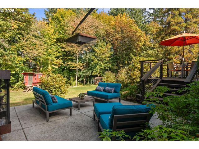 1021 Sw STEPHENSON Ct, Portland, OR 97219