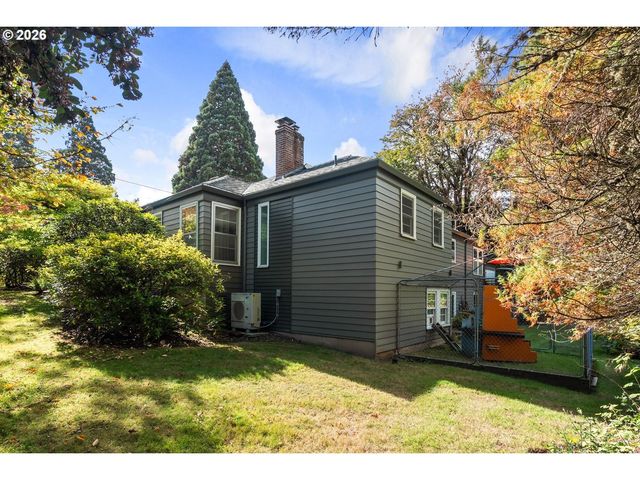 1021 Sw STEPHENSON Ct, Portland, OR 97219