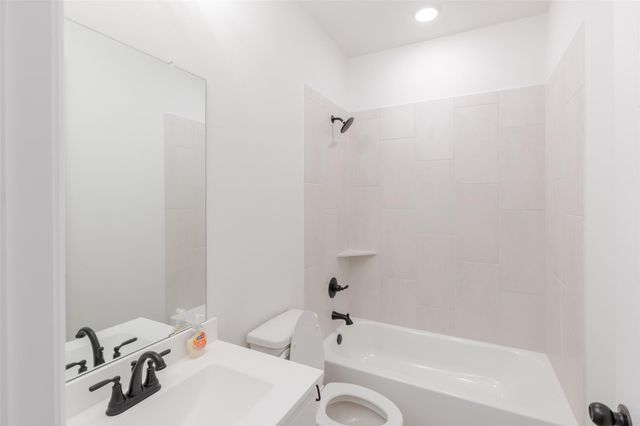 28810 Mount Bonnell Lane, New Caney, TX 77357