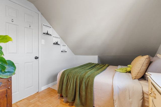 11 Hartlawn Rd, Boston, MA 02132