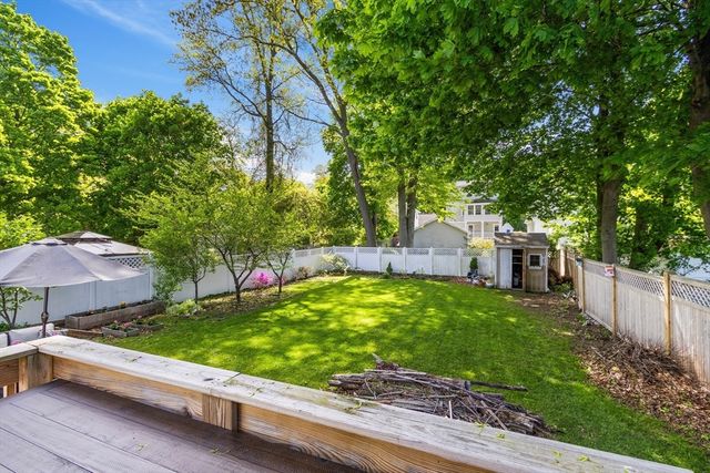 11 Hartlawn Rd, Boston, MA 02132