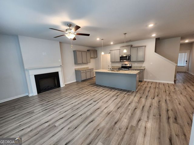 7667 Gray Pointe Drive, Lithonia, GA 30058