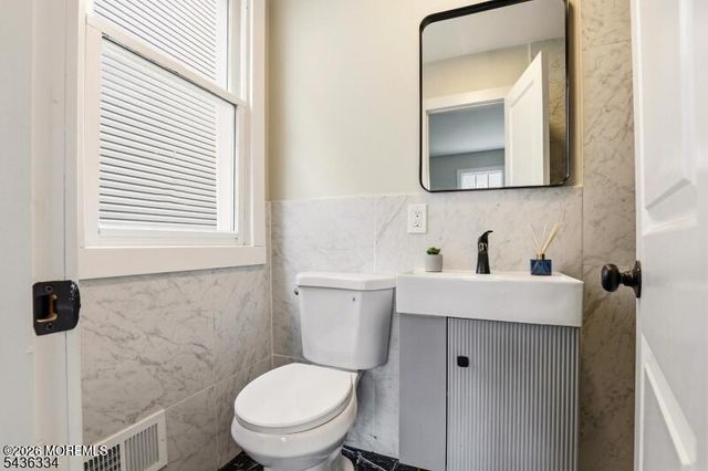 235-237 Lehigh Avenue 1, Newark, NJ 07112