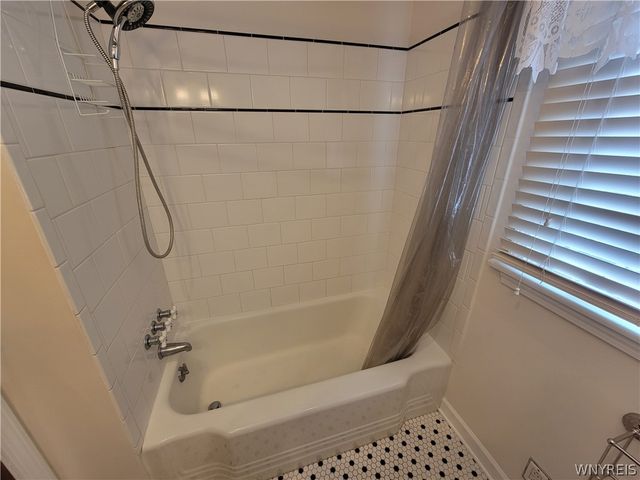 603 Willow Street, Lockport City, NY 14094
