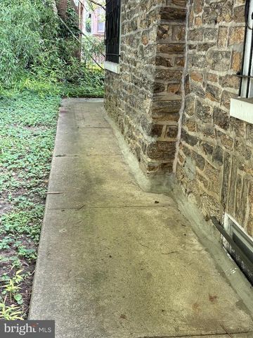 517 W MIDVALE AVE, Philadelphia, PA 19144