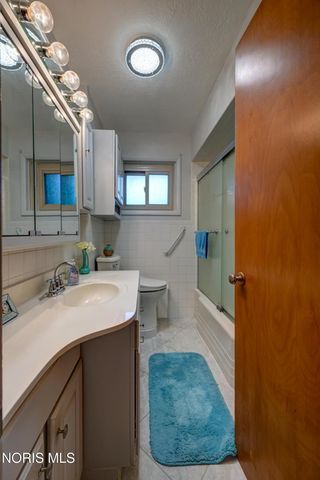 1031 Miller Road, Northwood, OH 43619
