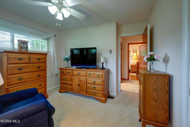 1031 Miller Road, Northwood, OH 43619