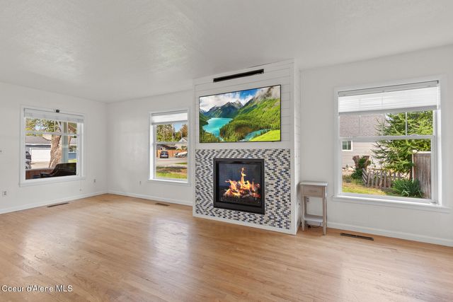 362 W Mill AVE, Coeur D'alene, ID 83814