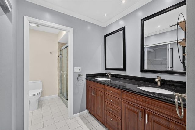 65 Balfour Road E, Palm Beach Gardens, FL 33418
