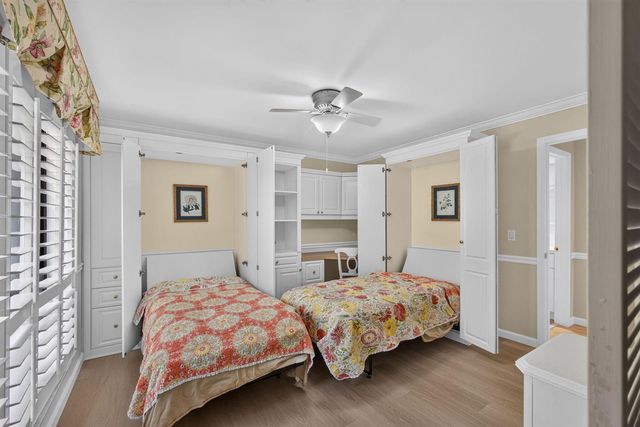 65 Balfour Road E, Palm Beach Gardens, FL 33418