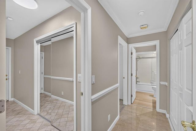 65 Balfour Road E, Palm Beach Gardens, FL 33418