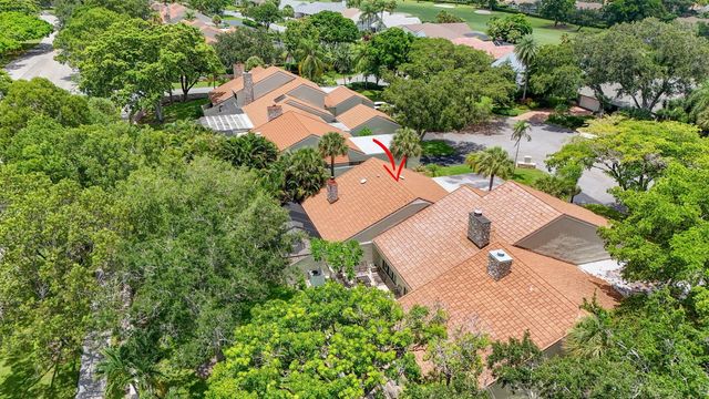65 Balfour Road E, Palm Beach Gardens, FL 33418