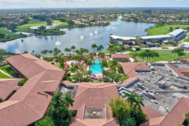 65 Balfour Road E, Palm Beach Gardens, FL 33418
