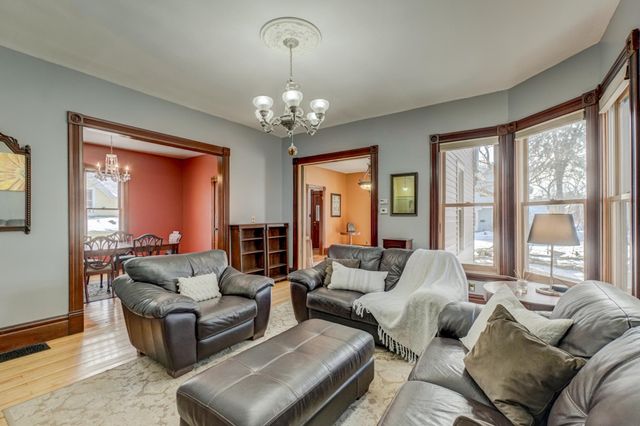 612 Rice Street W, Stillwater, MN 55082