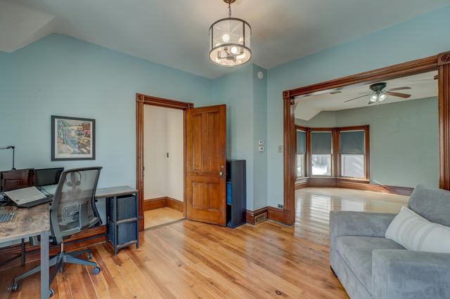 612 Rice Street W, Stillwater, MN 55082