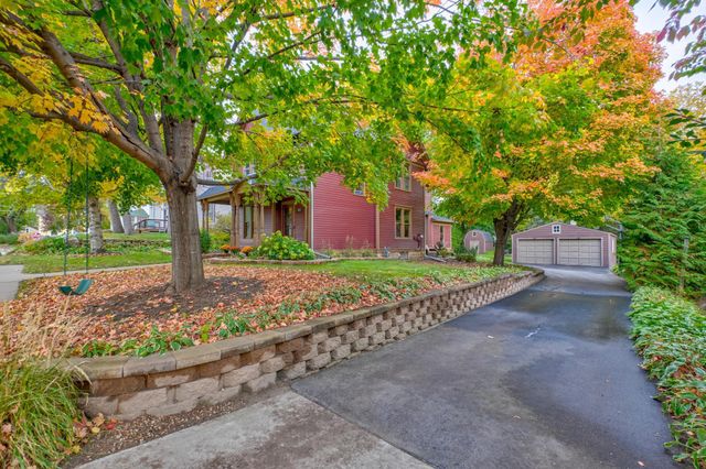 612 Rice Street W, Stillwater, MN 55082