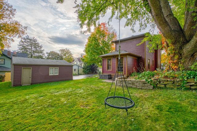 612 Rice Street W, Stillwater, MN 55082