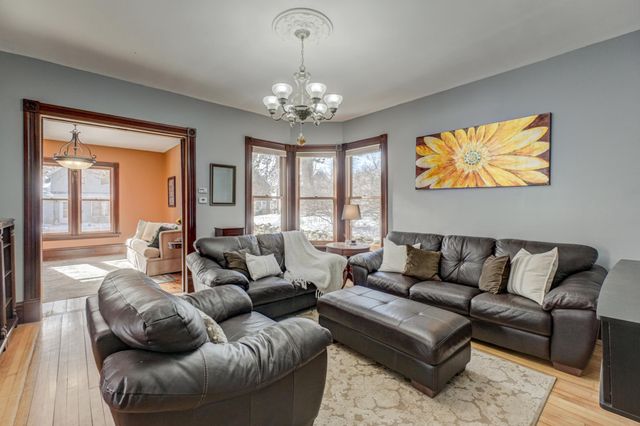 612 Rice Street W, Stillwater, MN 55082