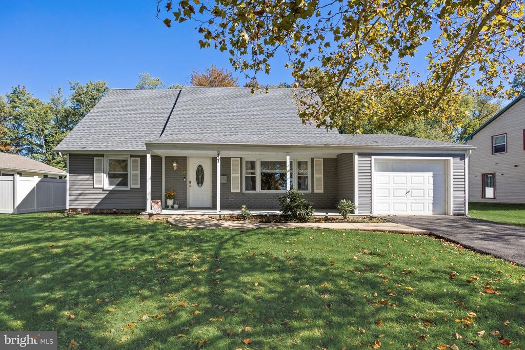 47 GENESEE LN, WILLINGBORO, NJ 08046 — exterior