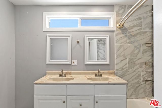 19408 Calvert Street, Los Angeles, CA 91335