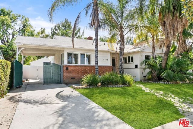 19408 Calvert Street, Los Angeles, CA 91335