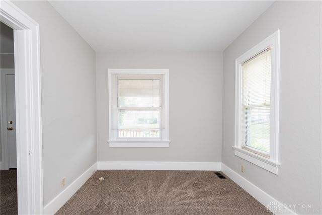 18 N Maple Avenue, Fairborn, OH 45324