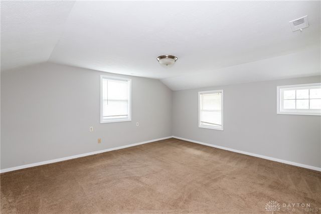 18 N Maple Avenue, Fairborn, OH 45324